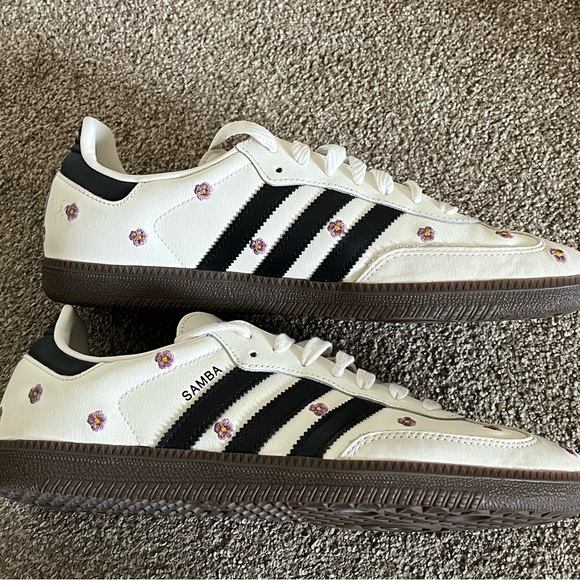 adidas Shoes - Adidas Samba White Sneakers with Black Stripes and Floral Embroidery